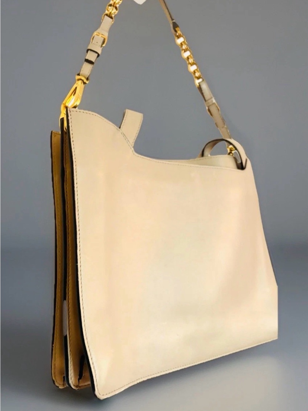 Rare Marni Bora Leather Shoulder Bag Nude Trunk Bag Gold Hardware - Picture 3 of 16